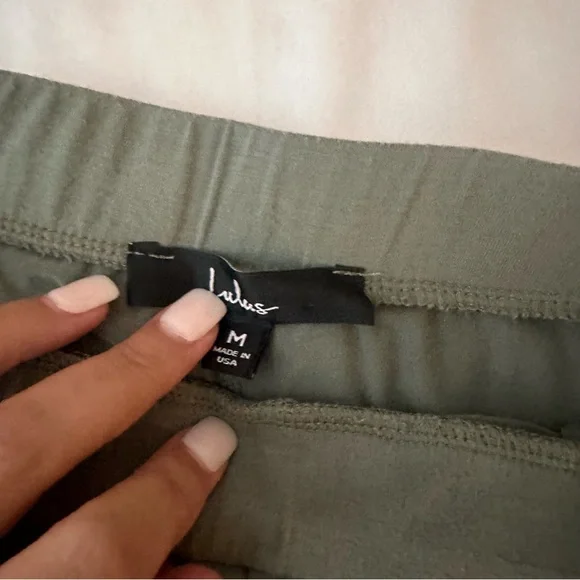 Lulu’s sage green flyaway style pants, high waist, jersey material, size M - Picture 3 of 5